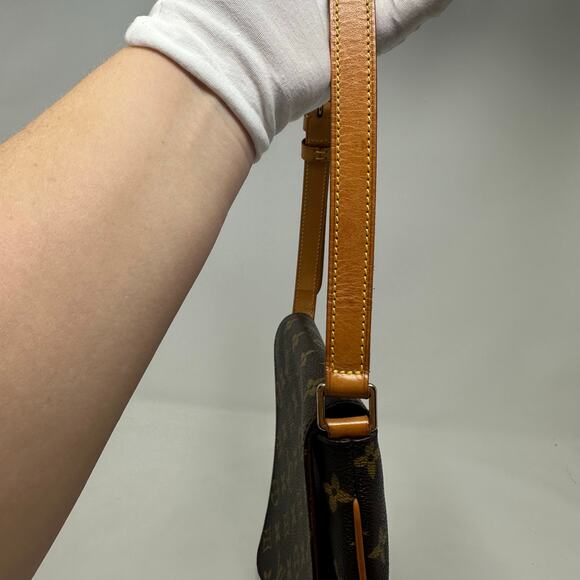 Louis Vuitton LV Monogram Musette Salsa Shoulder Bag - Picture 10 of 13